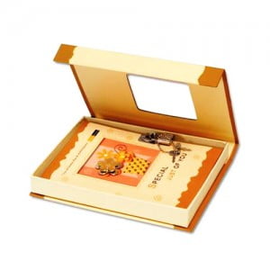 Изготовление подарочной упаковки из картона для книги